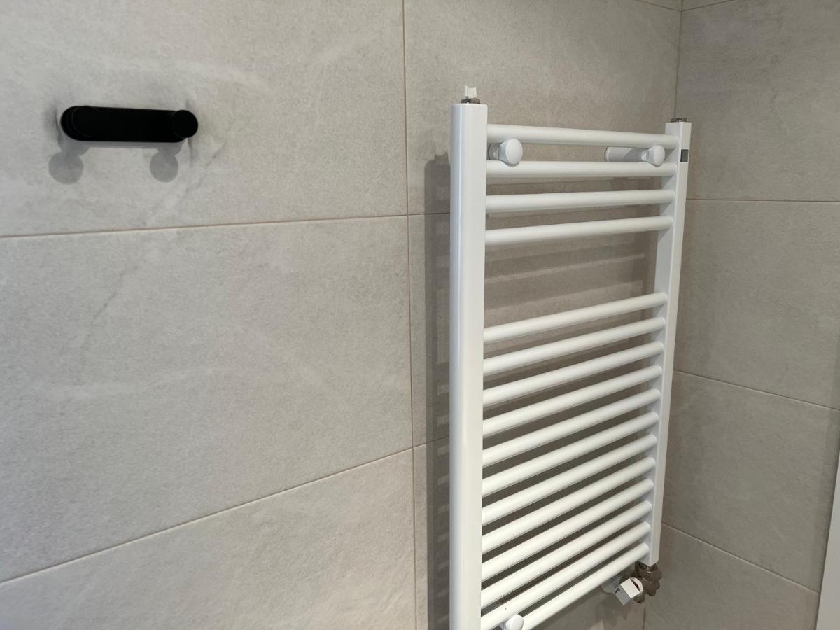 Apartamentos Garnacha 2 Totalmente Reformado Zaragoza Luaran gambar
